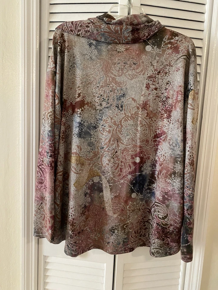 Suéter túnica cuello capucha estampado festivo champán talla XL gris bolsillos One World Foto 2 de 4