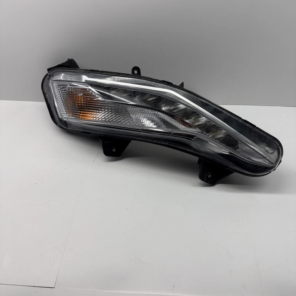 *AVISO ASTILLADO* OEM Chevrolet Malibu Lámpara Delantera Lado del Pasajero 8484-3550 Foto 4 de 4