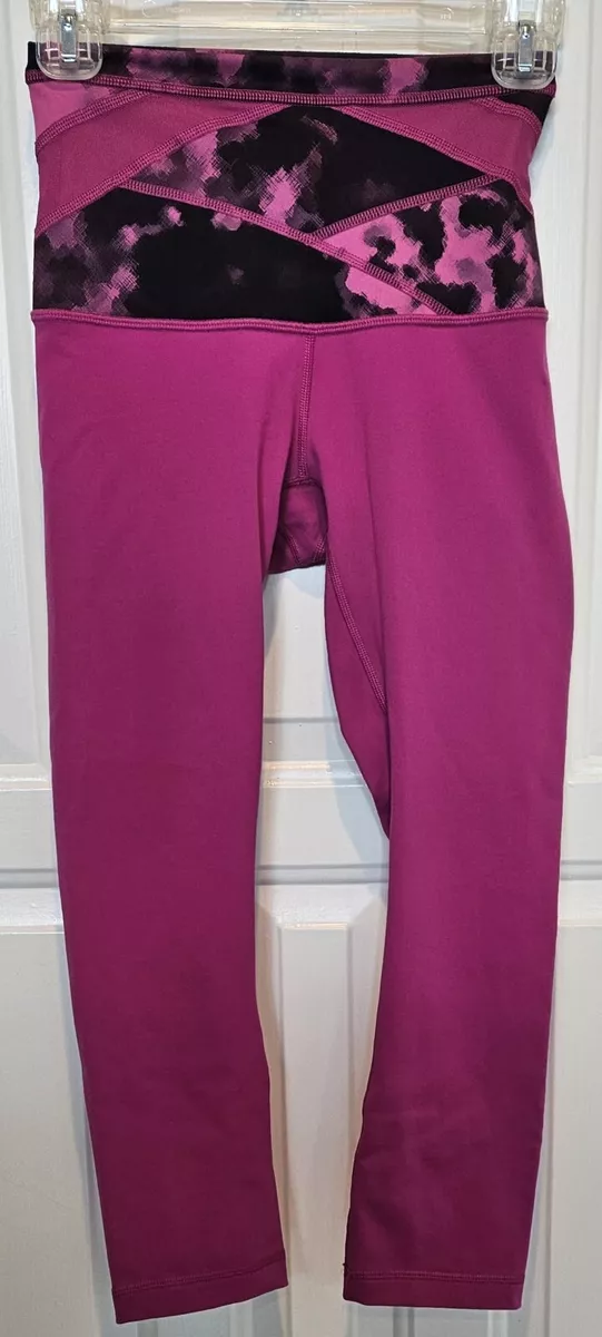 “LULULEMON” CA 35801 RN 106259 Leggings Size 4