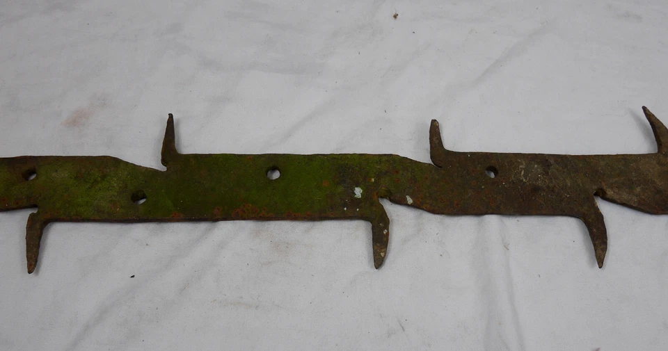 ancienne barre a pic grille defense fenetre fer forgé Window Bar XVIII th - Photo 4/4