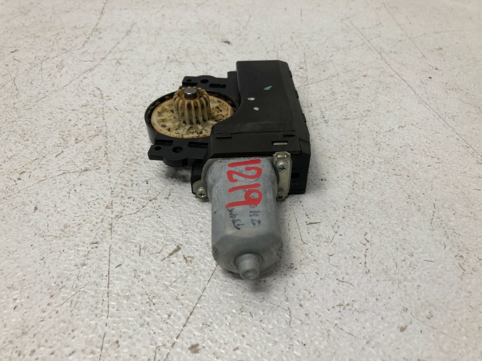 0610 HUMMER H3 SUNROOF MOONROOF MOTOR 1219 OEM eBay
