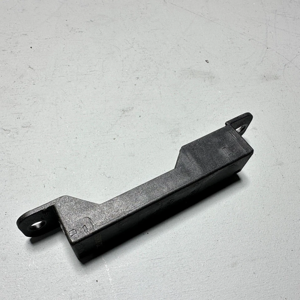 Módulo de antena de entrada sin llave Mercedes-Benz E550 2015-2017 OEM Foto 4 de 4