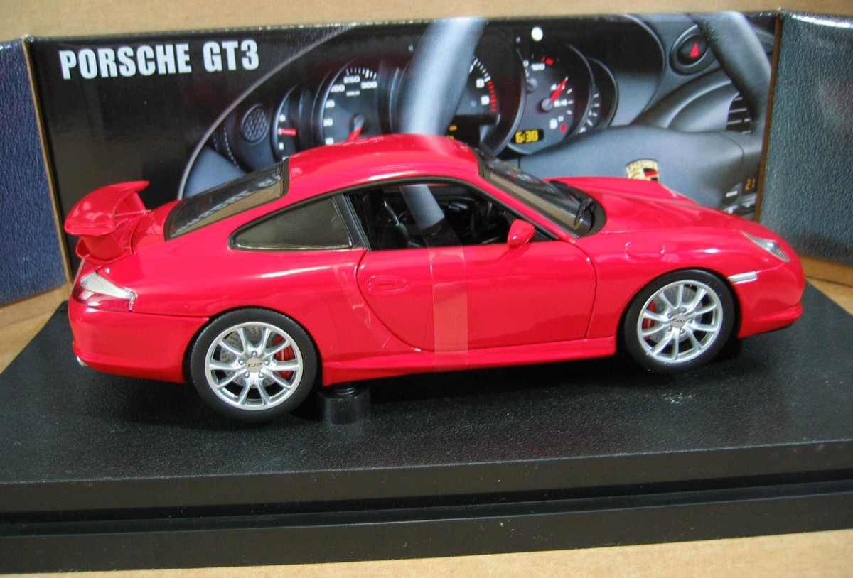 Hot Wheel Porsche GT3 Coupe Red Car Vehicle Die Cast 1:18
