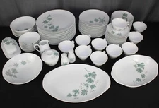 82 piece Noritake Wild Ivy porcelain china set service 12X plates, bowls Nice!