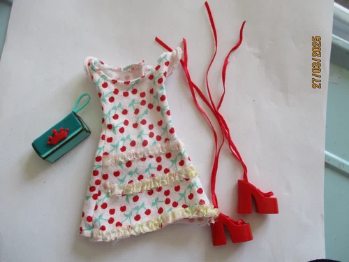 Tenue pour poupée Barbie : " FashionFever, the diaries " Ref.J1354  ( 3615 )