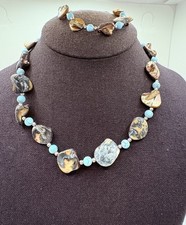 Vintage Natural Colors Shell And Turquoise Bead Necklace And Bracelet Set