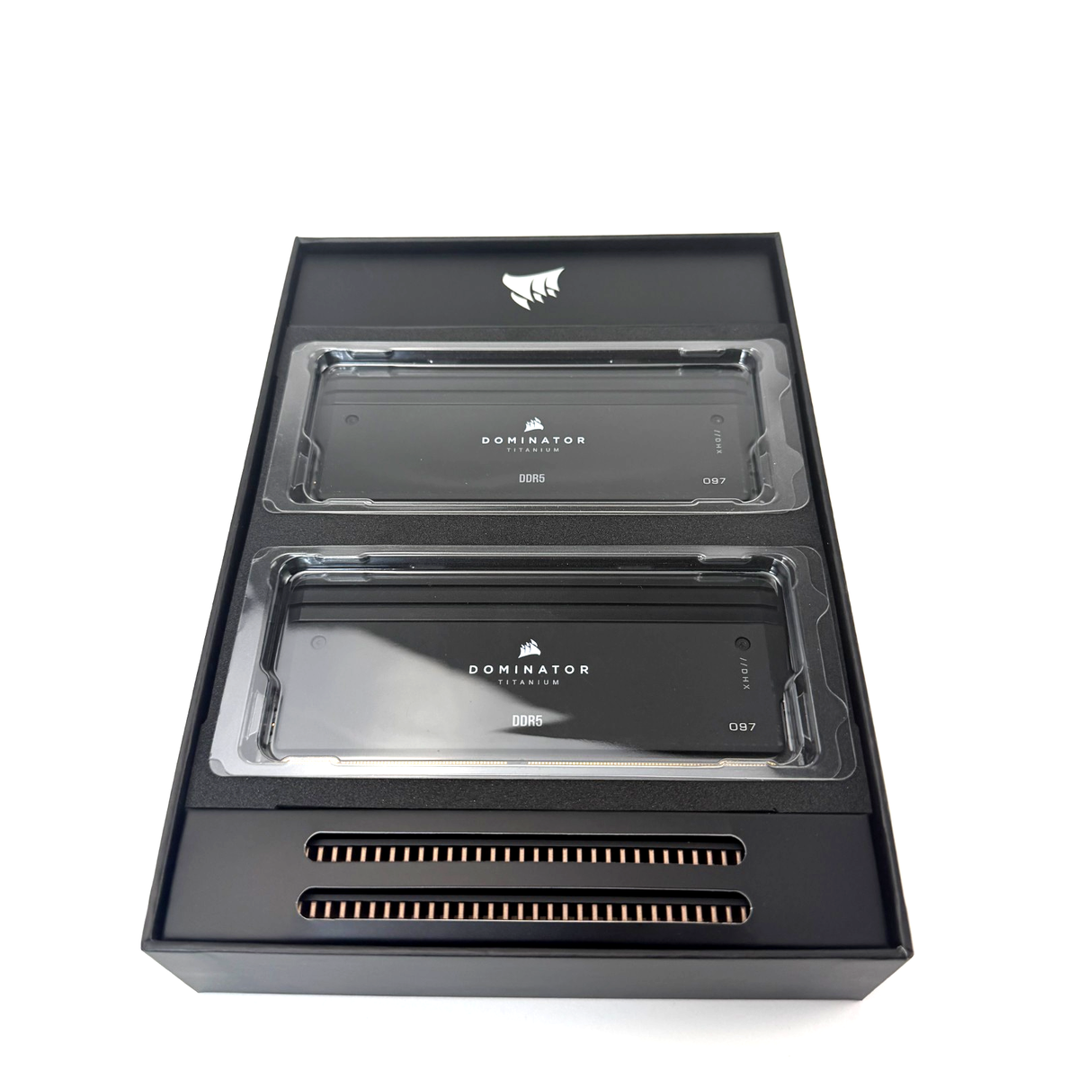 First Edition CORSAIR DOMINATOR TITANIUM Ram 32GB (2x16GB) DDR5