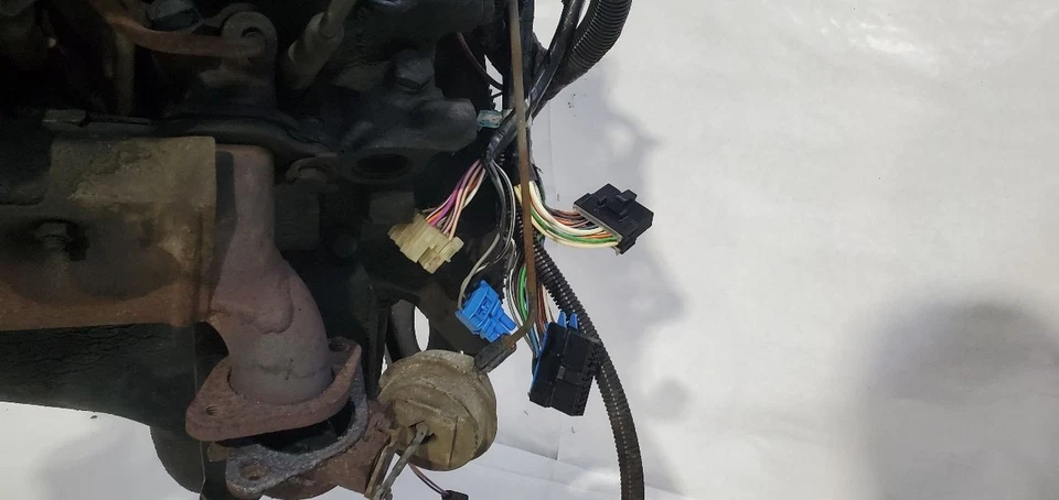 Conjunto completo de motor usado se adapta a: Cadillac Fleetwood 1986 8-307 5,0 L VIN Y 8º Foto 3 de 4