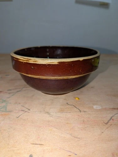 Red Wing Stoneware 7" Shoulder Bowl Albany Brown Glaze Bottom Stamped RWSCO Milk