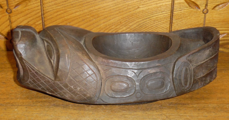 Vintage 1964 Amos Wallace Griffins Alaska Ceramic Sea Lion Oil Bowl - 10"