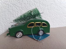 Metal 5" Christmas Tree On CV Station Wagon Ornament