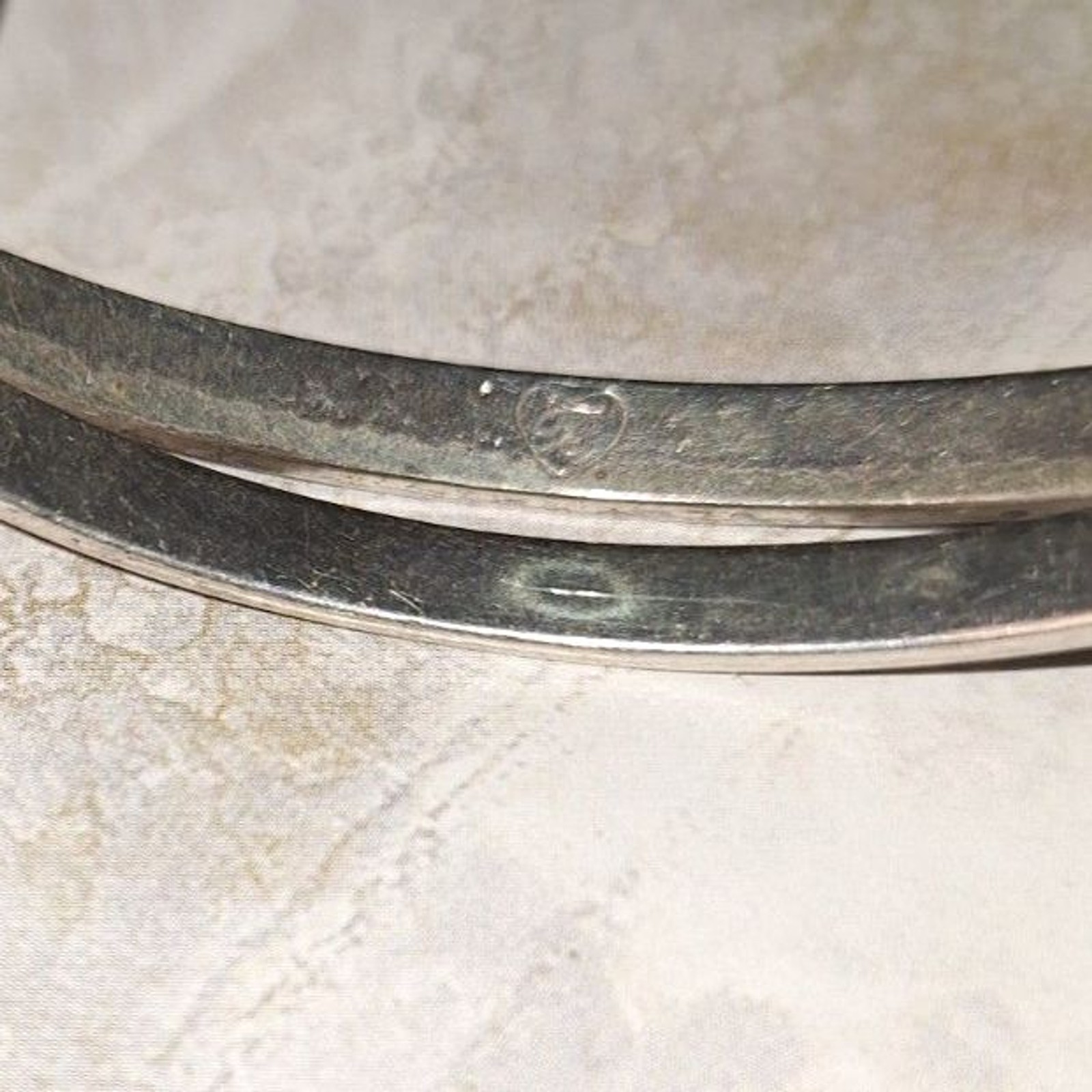 A Vintage Brighton Scrollwork Bangle Bracelet Sil… - image 8