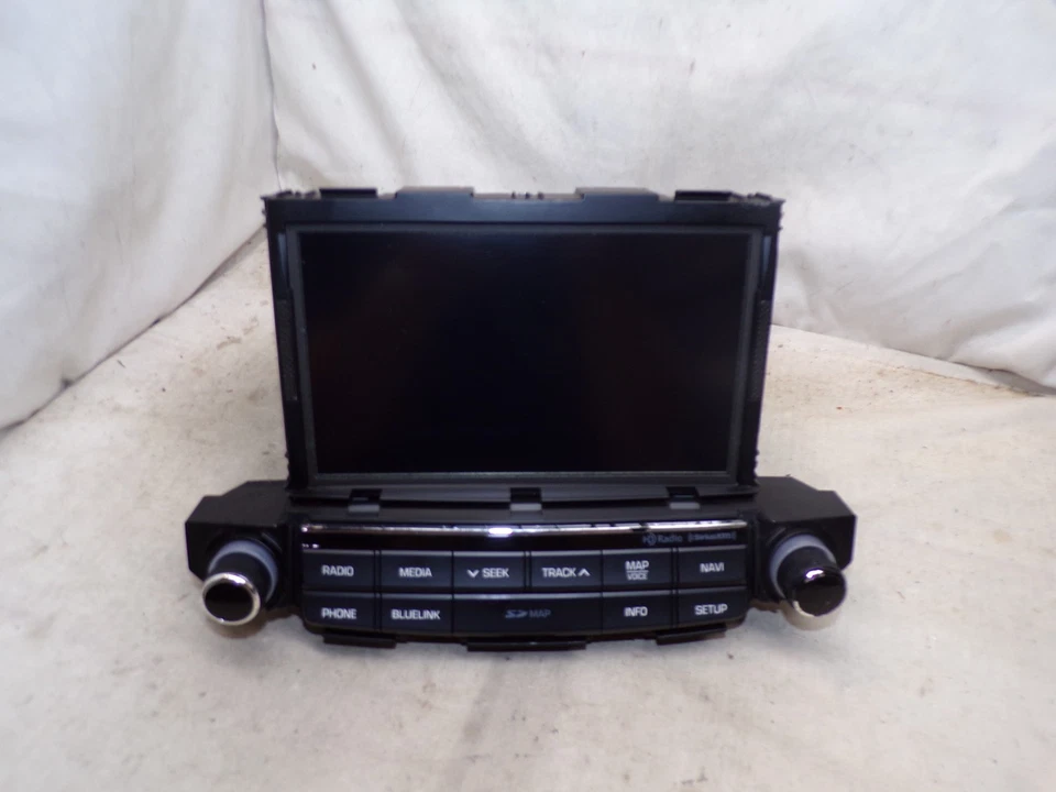 Receptor de radio navegación 16 17 18 Hyundai Tucson 96560-D32114X AYS95 Foto 2 de 4