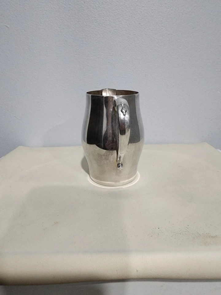 Jarra de agua chapada en plata Wm A Rogers de colección de 4 pulgadas con caño  Foto 2 de 4