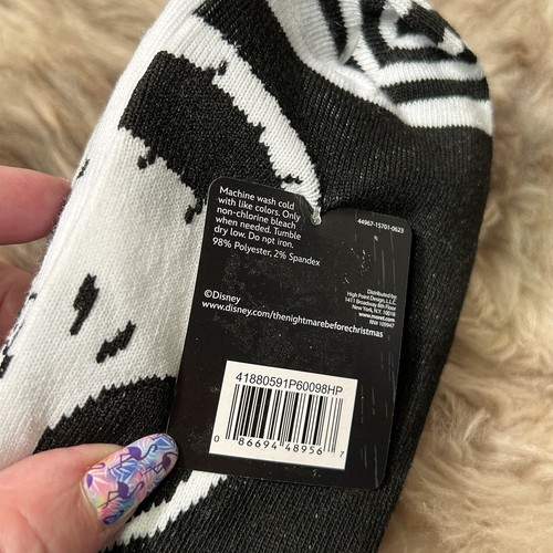 NWT Disney Pk Of 5 Prs No Show Socks - Shoe Sz 4-10 - Nightmare Before Christmas - Picture 6 of 6