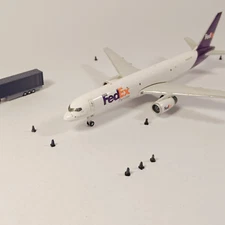 100x Blue Airport Traffic Cones Scenery GSE Vehicle Model 1:400 Scale Diorama