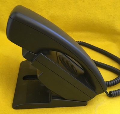 Polycom SoundPoint IP 330 VoIP Phone - Used Business Phone With Handset & Stand