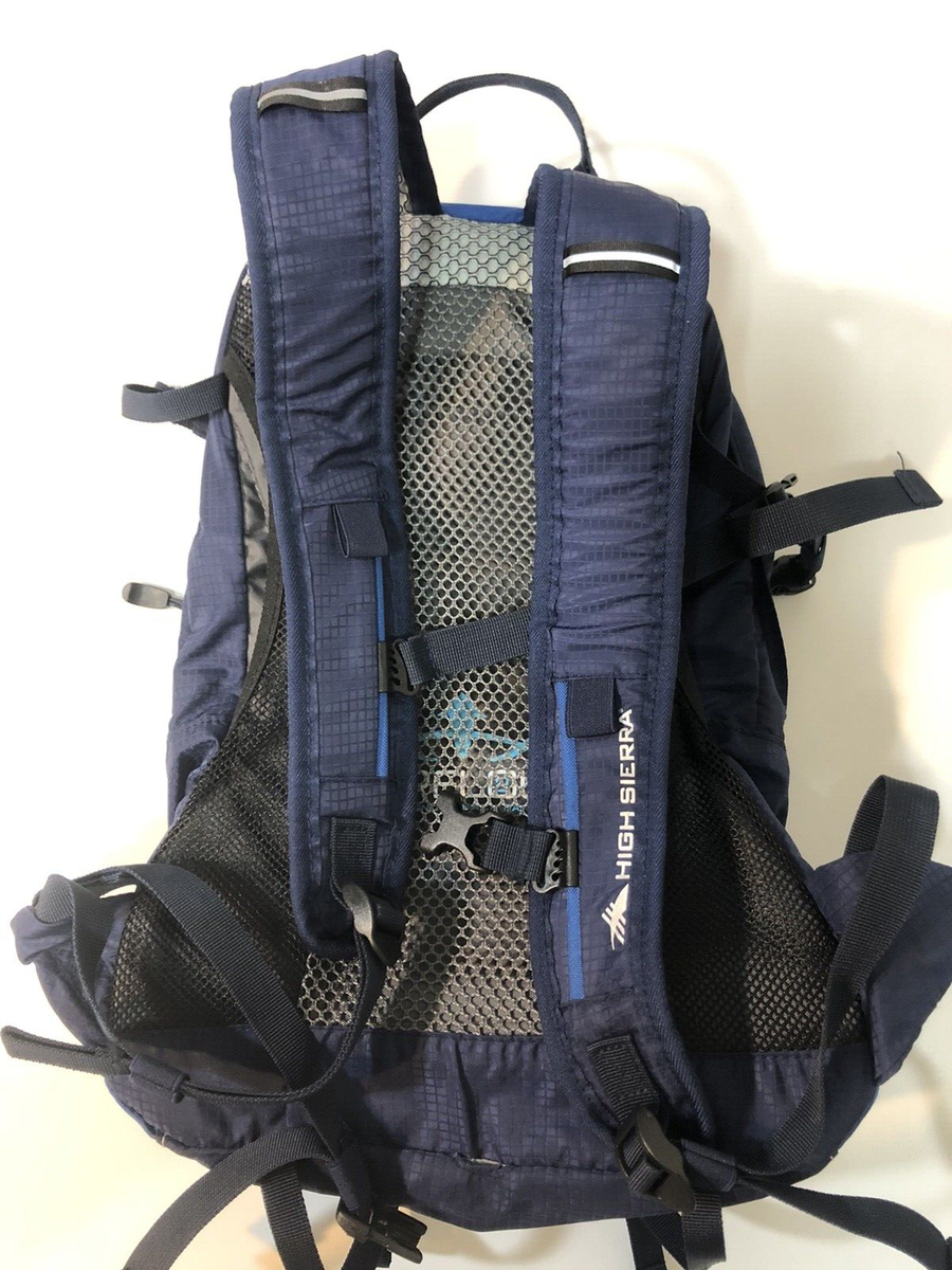 High Sierra Hydration Backpack with Bladder Airflow Suspended 16
