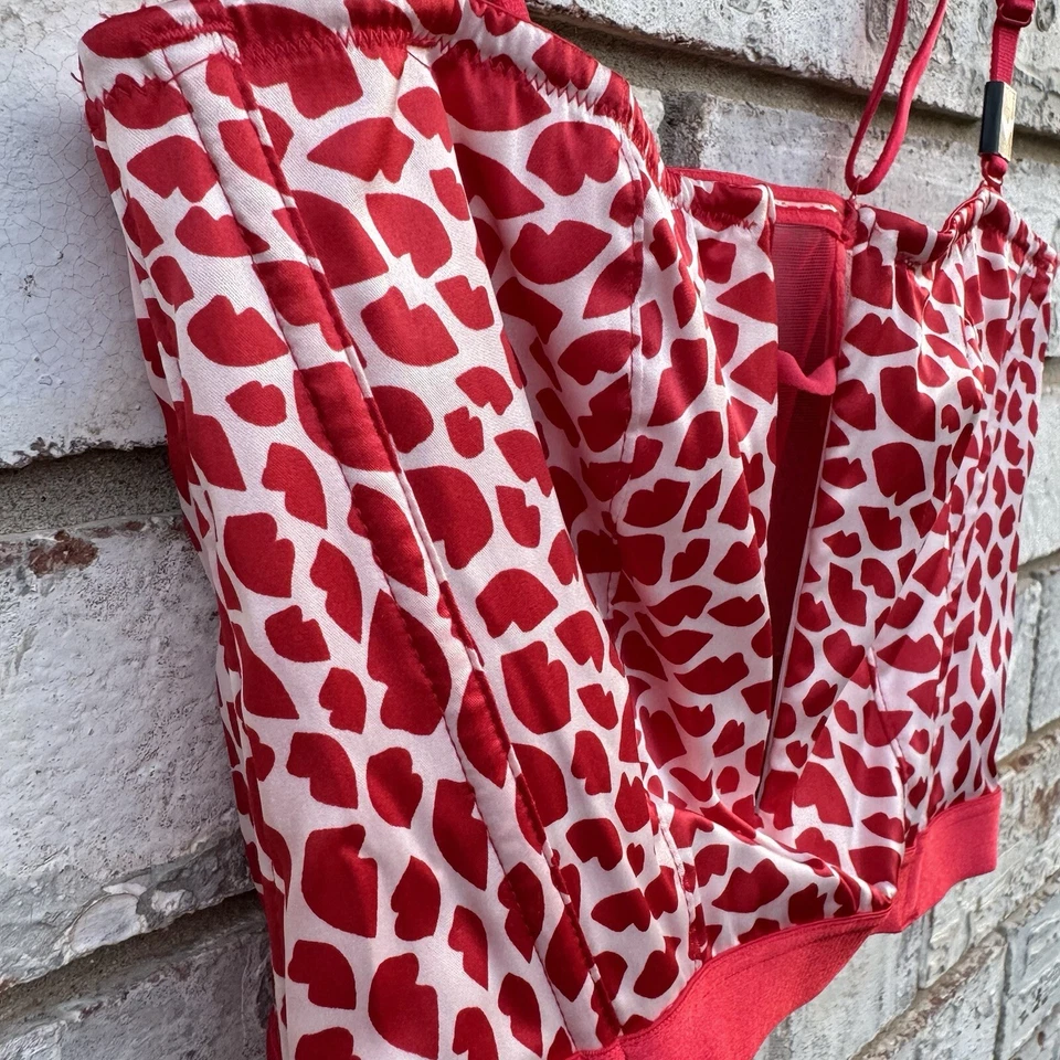 Victoria’s Secret XS Sujetador Corsé Muy Sexy Rojo Blanco Satinado Convertible CORAZONES Foto 3 de 4