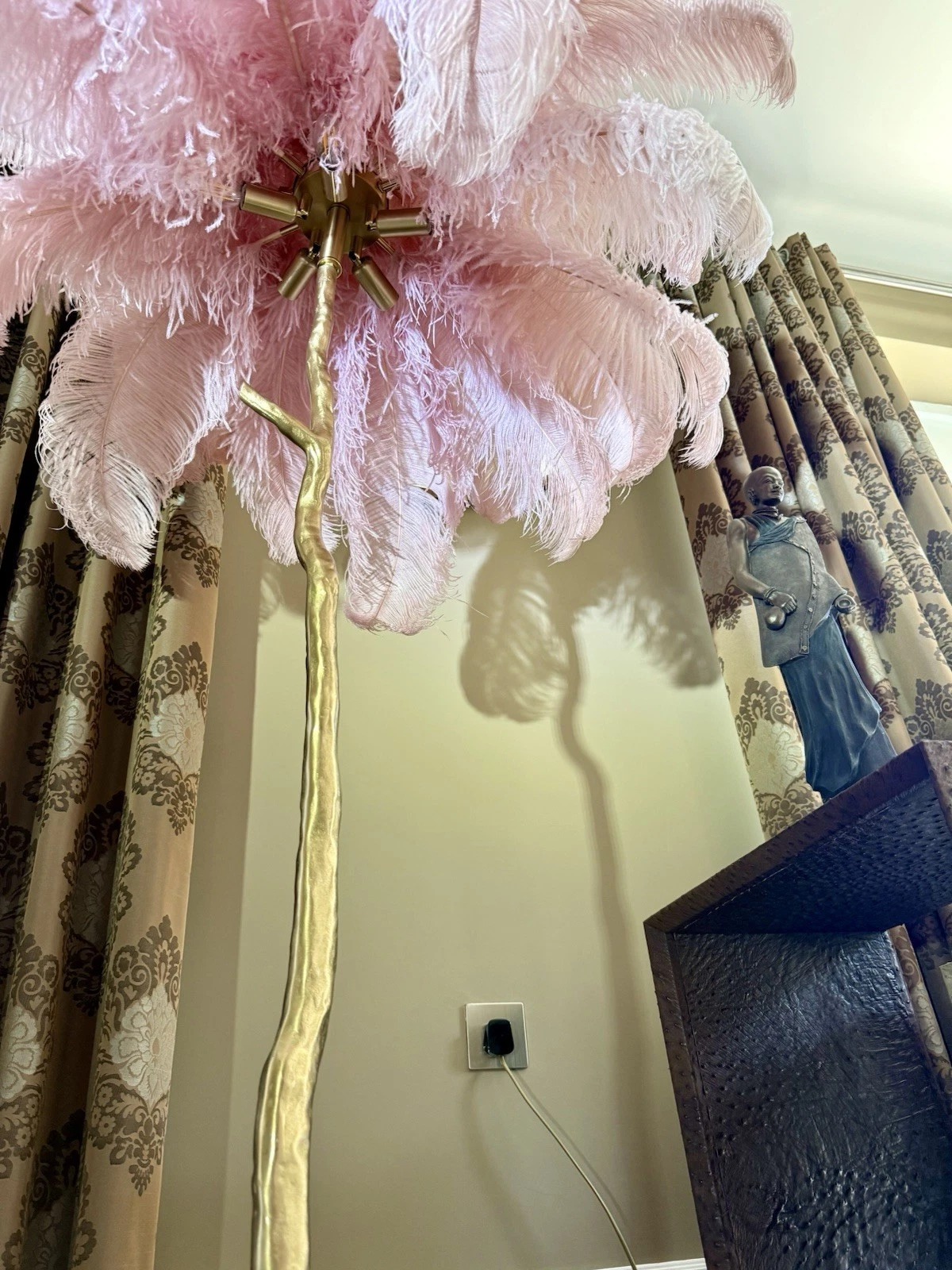 Gallery image 16 for Ostrich Feather Burlesque Floor Lamp With Brass Stand RRP £1,276