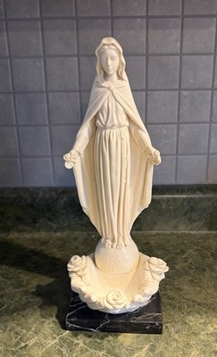 Vintage  ''Madonna delle Rose'' Statue Signed By A. Santini Italian Sculptor