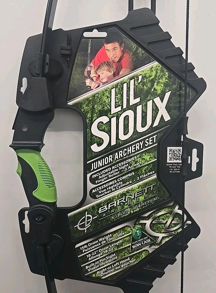 Barnett Archery Lil' Sioux Jr. Recurve Bow Junior Archery Set Green 15lb Draw - Image 3 of 4