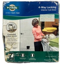 PetSafe 4 Way Locking Interior Exterior Cat Door Small 1 Pound to 15 Pounds