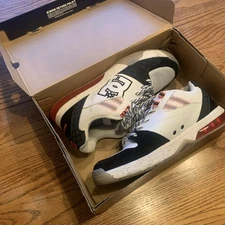 DC Versatile Mens White Skate Shoes size 10 