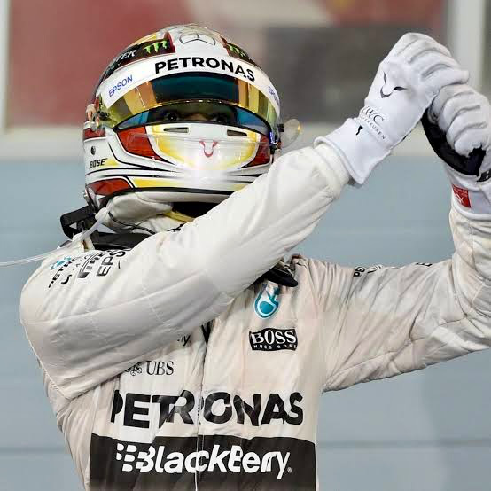 Lewis Hamilton - Mercedes - 2020 (Lot n°69) - F1 HELMETS ONLY - UNE
