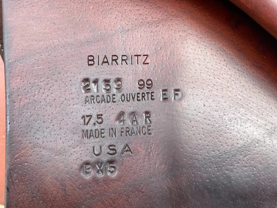 Devoucoux Biarritz English jumping saddle 17.5 4AR VGC - Image 3 of 4