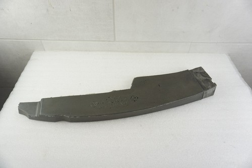 VW Touran 5T Abdichtung Kotflügel rechts 5TA864236 a66669