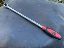 Mac Tools 1/2" Drive Breaker Bar with Comfort Grip Handle 18” Long V18SGA