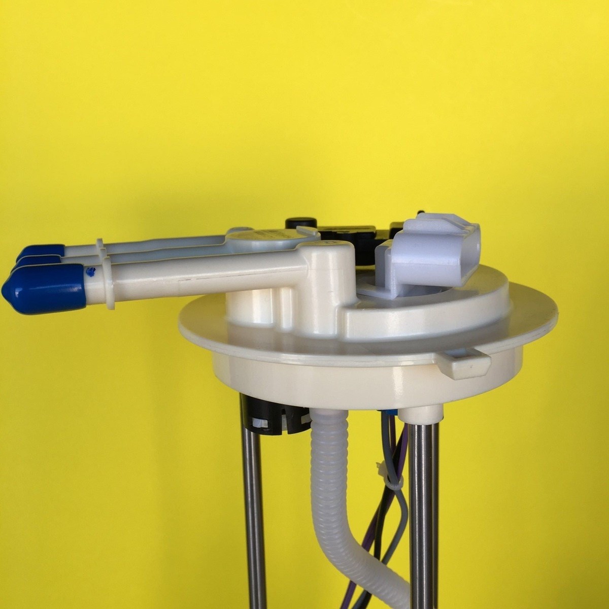 New OEM ACDelco Fuel Pump Module Assembly for 99 03 Chevy 