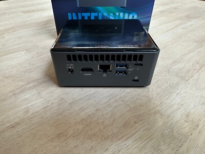 Intel NUC PRO Core i7-10710U, 32GB RAM, 1TB SSD, 2TB HDD Win 11