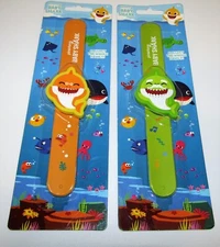 Pinkfong Baby Shark Slap Band Bracelet Lot of (2) Green & Orange New