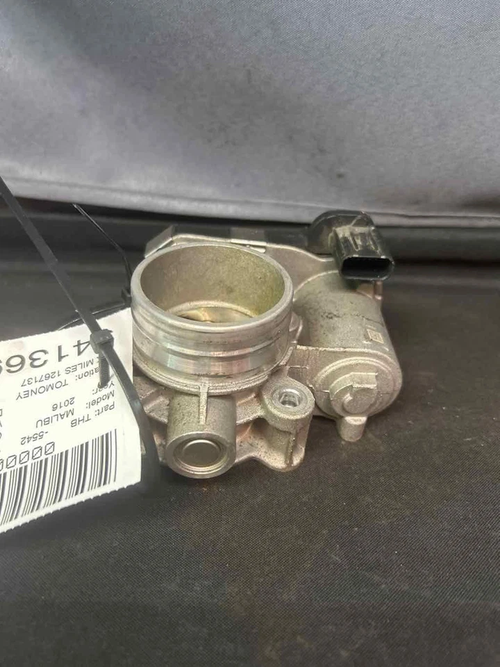 Fits 2016-23 Chevy Malibu Throttle Body OEM 1267137 Foto 3 de 4