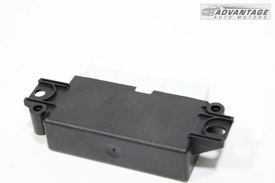 AUDI A3 2015-2016 8V PDC AYUDA DE ESTACIONAMIENTO DISTANCIA MÓDULO DE CONTROL INFORMÁTICO UNIDAD OEM Foto 4 de 4