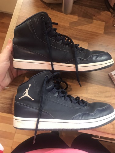 navy trainers size 6