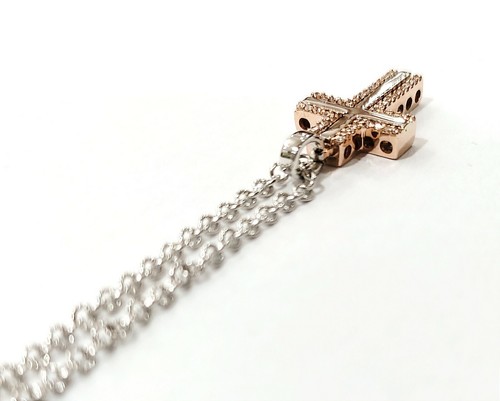 COLLANA CROCE BATTESIMO UOMO ORO BIANCO 18 KT DIAMANTE NATURALE 0.64 G COLOR VS - Foto 9 di 12
