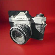 Pentax K1000 film camera with 50mm f2 SMC lens - Works Fine - Nice Ex++!