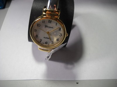 1037L Vintage Geneva 30mm Cuff watch with mother of pearl die 4104
