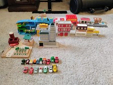 Micro Machines Town HUGE LOT , McDonalds Cars Metal Diecast Micro Car Buildings
