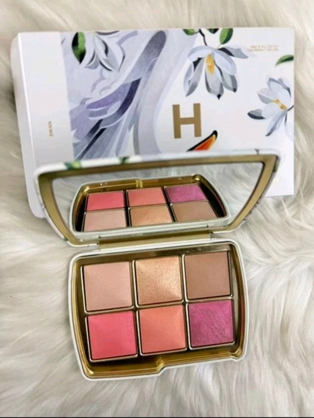 Hourglass Ambient Lighting Edit Unlocked Palette – Swan Edition