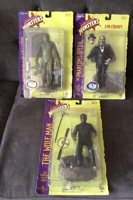 SIDESHOW UNIVERSAL MONSTERS 6” FIGURE LOT (3) WOLFMAN, CREATURE 