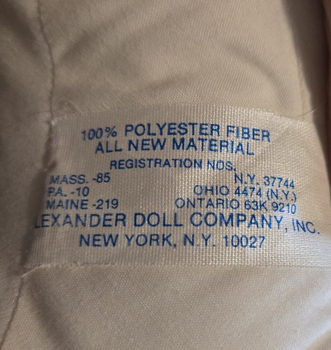 Vntg Madame Alexander "Darlene" Toddler Baby Doll 1991 Cloth Body Brunette 18" - Picture 8 of 8