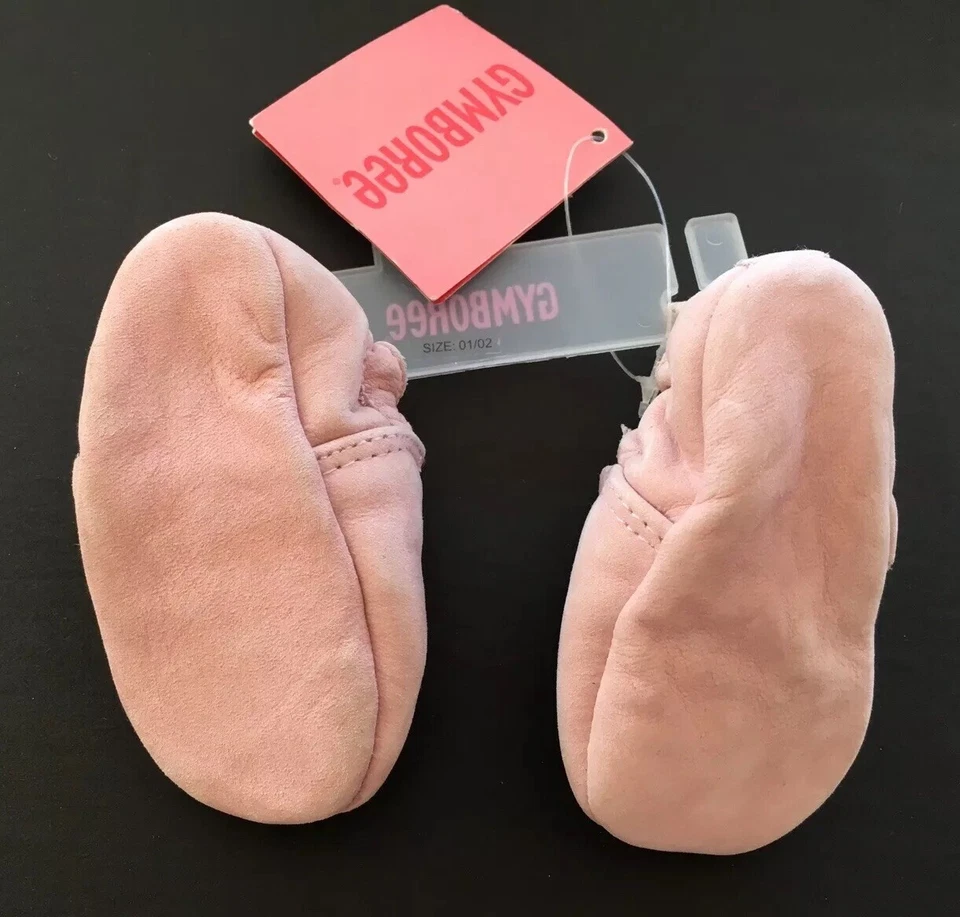 NUEVO CON ETIQUETAS Gymboree Primrose Rosa Cuero Gamuza Cachorro Cuna Zapatos 01-02 para 3-6 Meses Foto 2 de 2