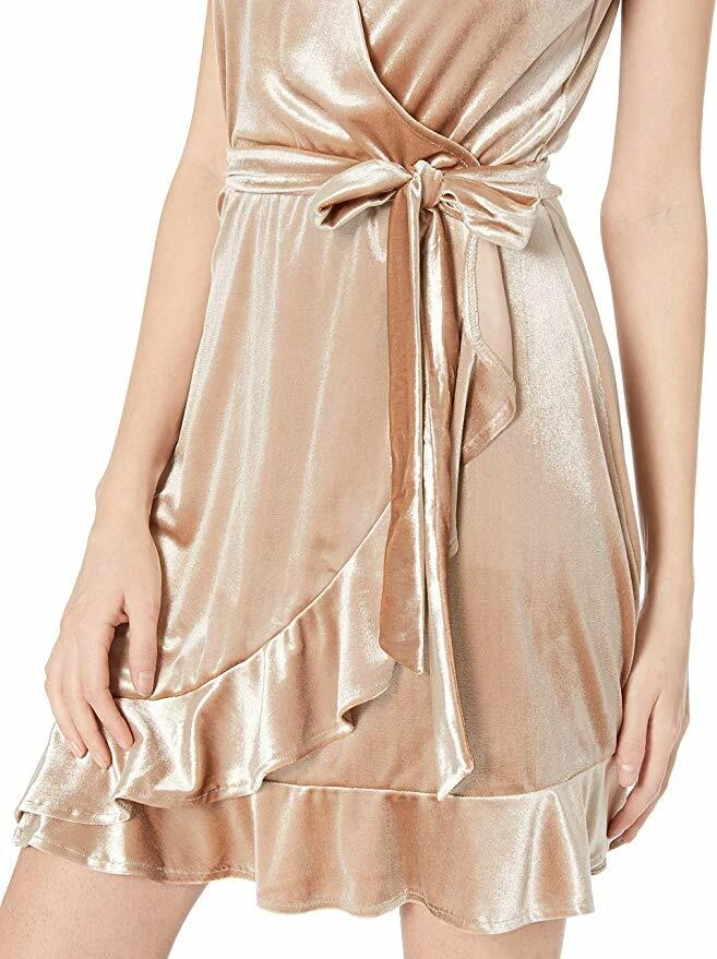 BB Dakota Power Slick Stretch Gold Velvet Wrap Dress Women's Size XS L37658 - Imagem 2 de 3