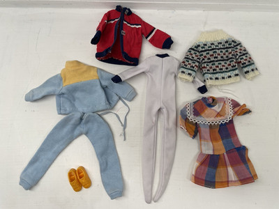 Vintage Sindy Pedigree Doll Clothes, Jacket, Skiing Outfit, Dress, Shoes READ