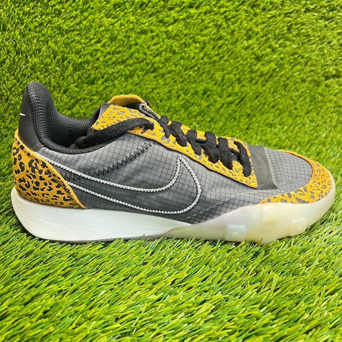Nike Waffle Racer 2X Leopard Womens Size Gray Yellow Running