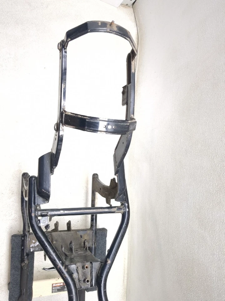 Шасси основной рамы 00-09 Yamaha V Star 1100 XVS1100 CLN ПРЯМОЕ - Изображение 3 из 4